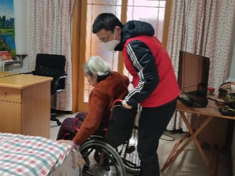 【疫情防控】尽锐出战护我城，，BB贝博艾弗森官网前锋在行动 ——集团干手下沉一线系列（二）