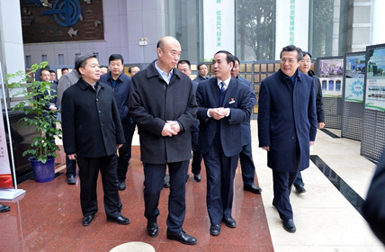 陕西省委副书记、、、省长、、、省当局党组书记刘国中一行莅临陕鼓视察领导工作