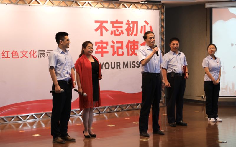 陕鼓集团综合能源事业部党支部表演的节目接地气，，受好评.jpg